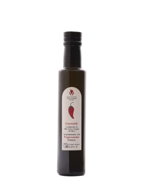 Dorica bottle of Chili Pepper condiment 0,25L